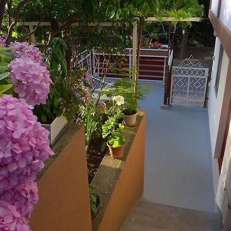 Guest House Kuzmanic Hvar Island Exterior foto
